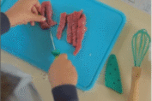 La découpe des nuggets
